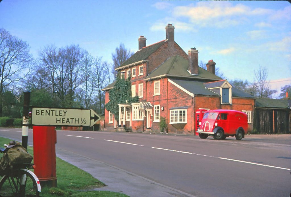 Potters Bar Museum
Potters Bar and District Historical Society